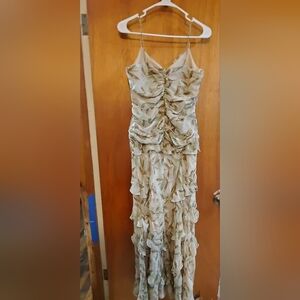 Size 12 Chetta B. Beautiful dress